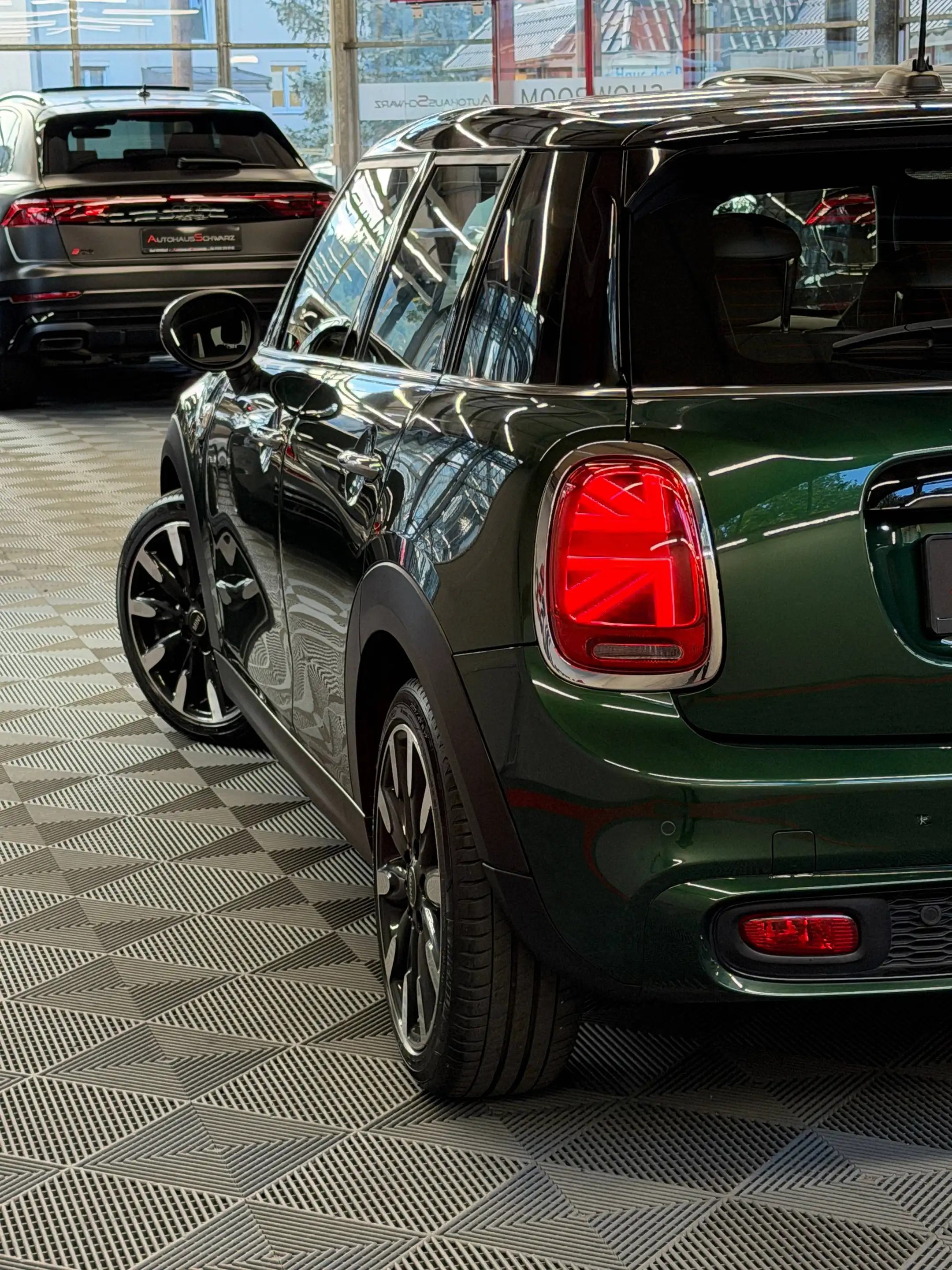 MINI Cooper S Cooper S Aut. Led Leder Navi PDC SHZ Tempo MFL FahrAss — photo 12