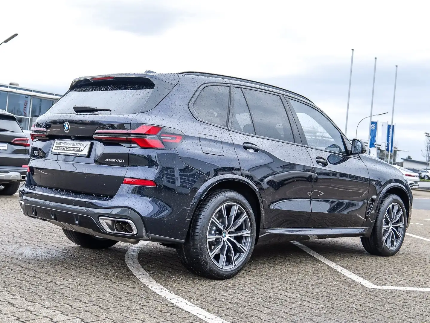 BMW X5 xDrive40i M Sport HUD PANO ACC AHK 360°KAM Schwarz - 2