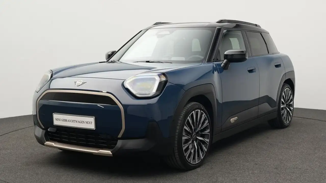 MINI Aceman Favoured Trim