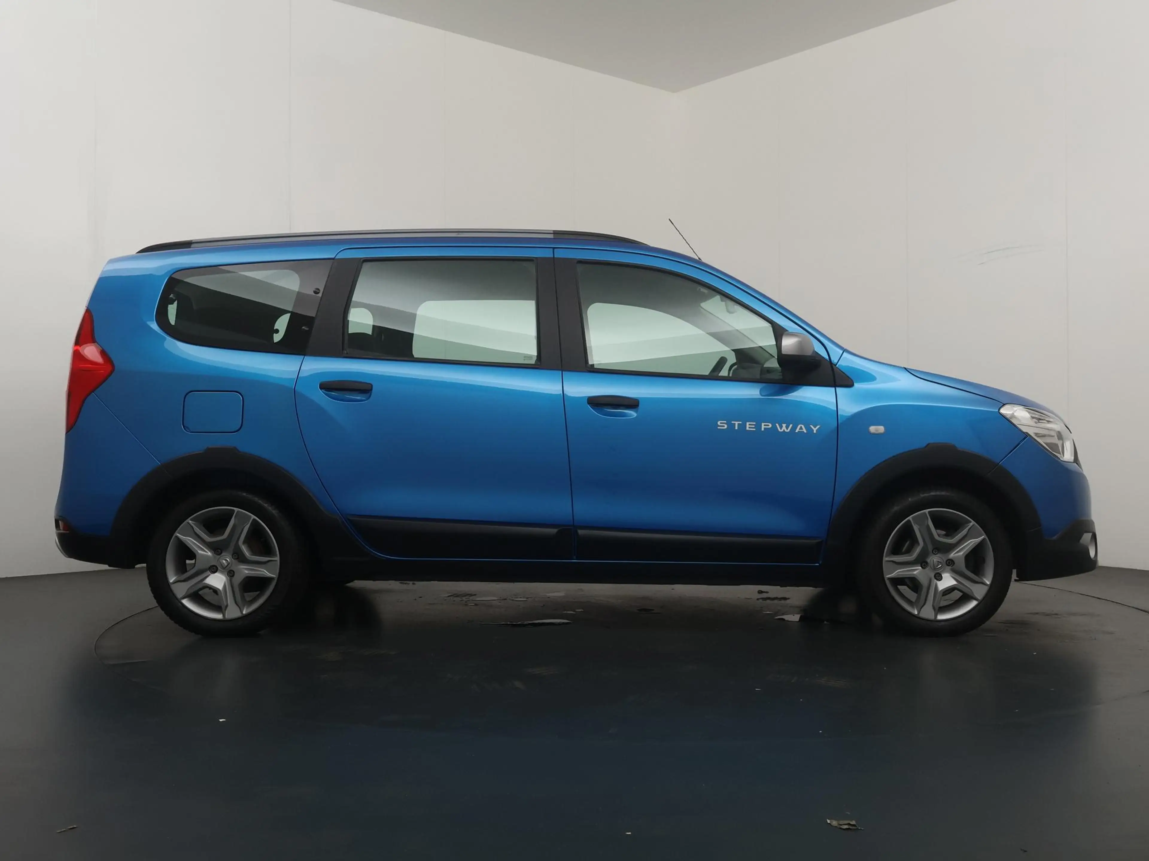 Dacia Lodgy TCe 115 Stepway 7p | Trekhaak | Parkeercamera | — photo 6