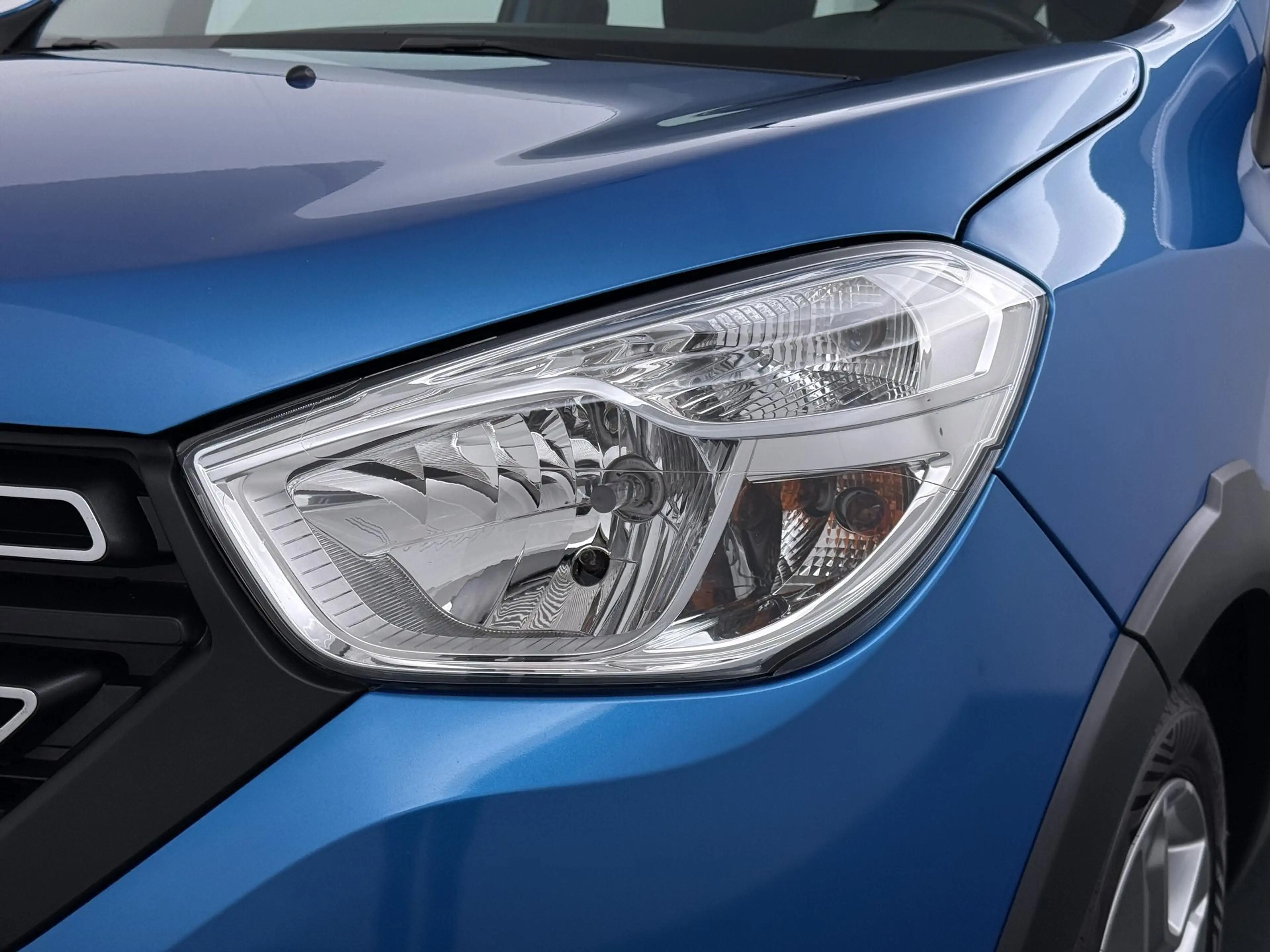 Dacia Lodgy TCe 115 Stepway 7p | Trekhaak | Parkeercamera | — photo 15