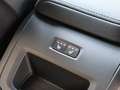 Volvo XC60 B5 (B) Benzin Plus Dark AWD #Leder/Sitzh./PDC/R... Argent - thumbnail 17