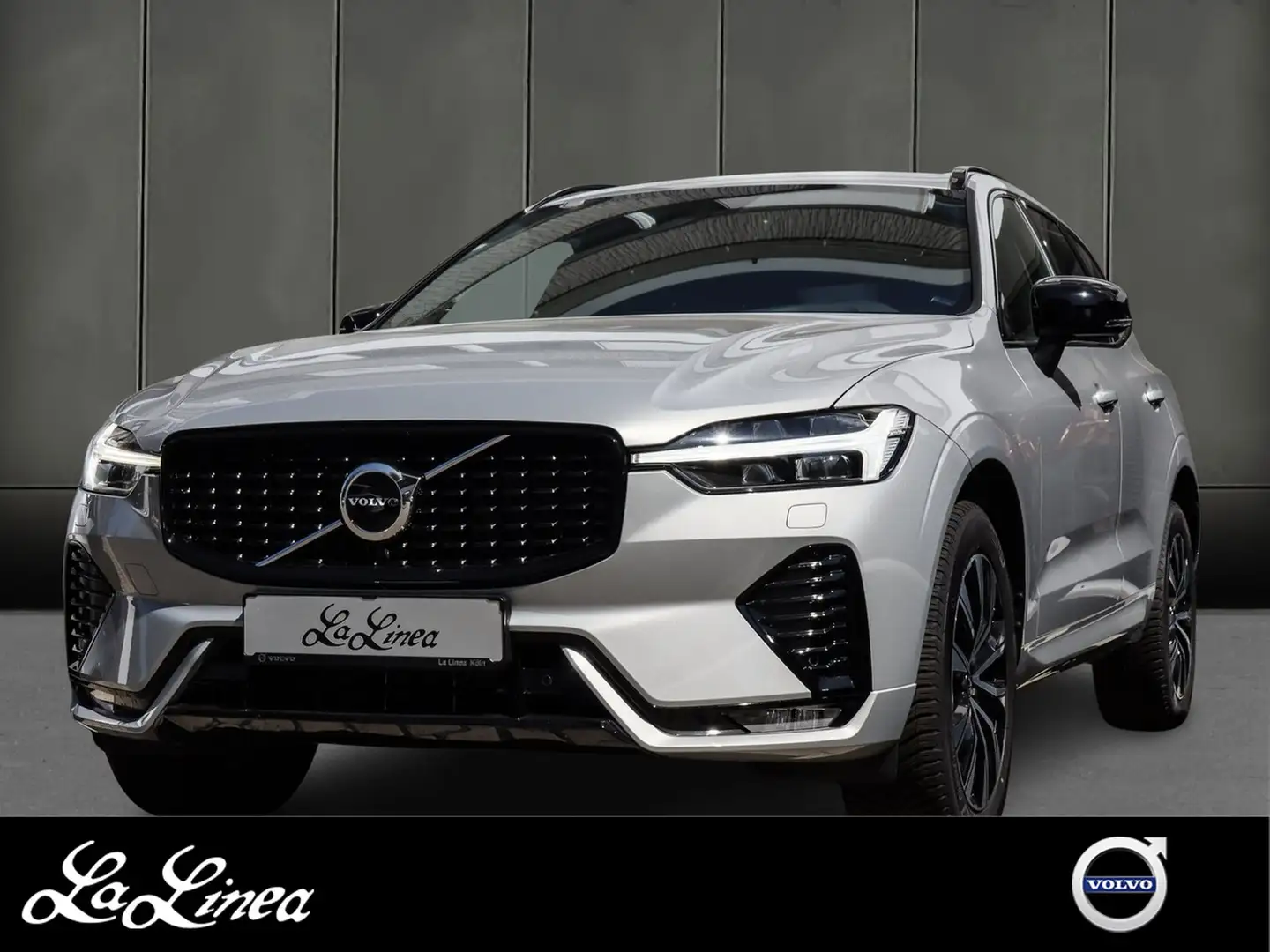 Volvo XC60 B5 (B) Benzin Plus Dark AWD #Leder/Sitzh./PDC/R... Argent - 1