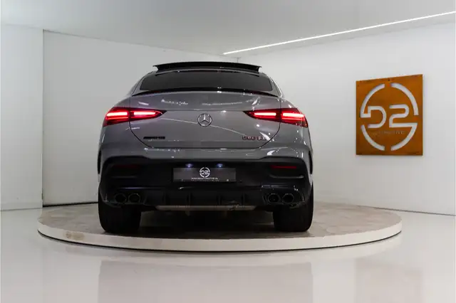 Mercedes-Benz GLE view 4