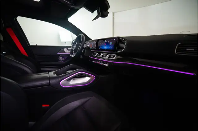 Mercedes-Benz GLE view 28