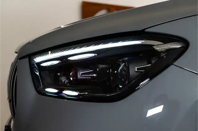 Mercedes-Benz GLE view 12