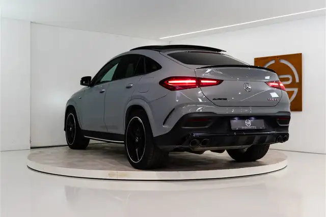 Mercedes-Benz GLE view 3