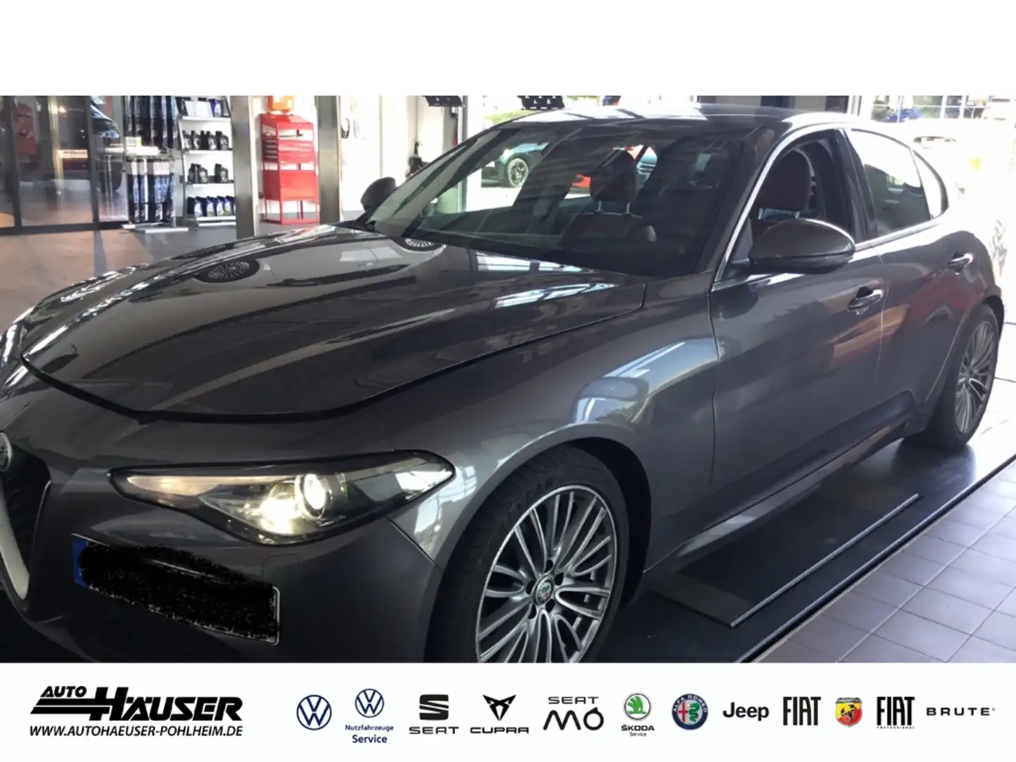 Alfa Romeo Giulia Super 2.2 Diesel AT8 NAVI BI-XENON TEMPOMAT PDC Grau - 1