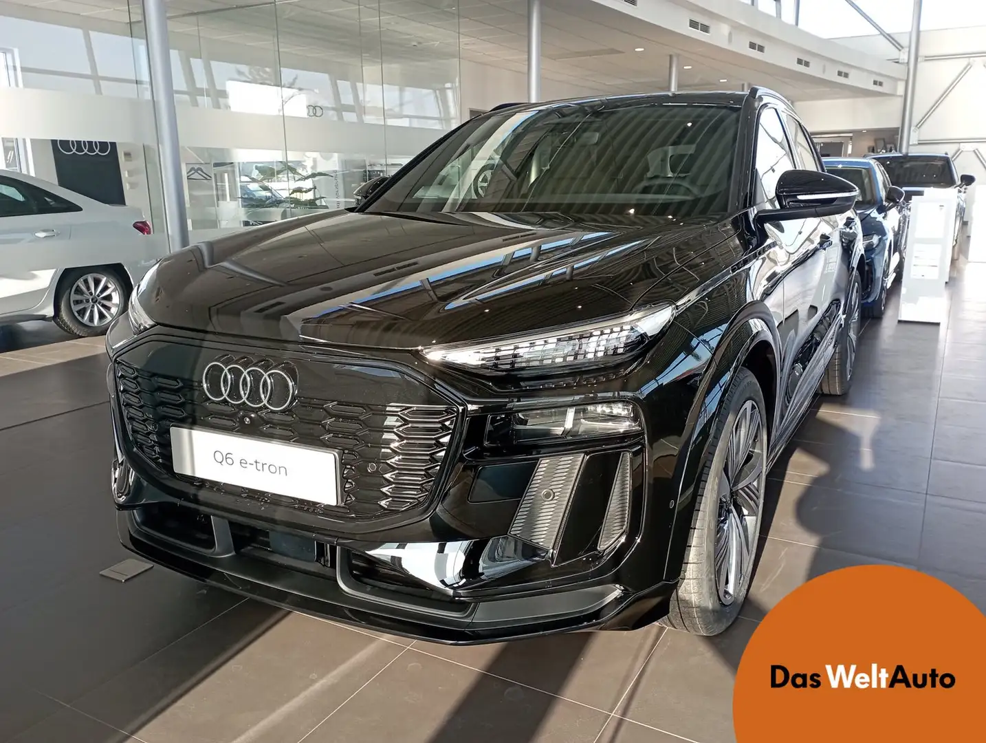 Audi Q6 e-tron quattro business Schwarz - 1