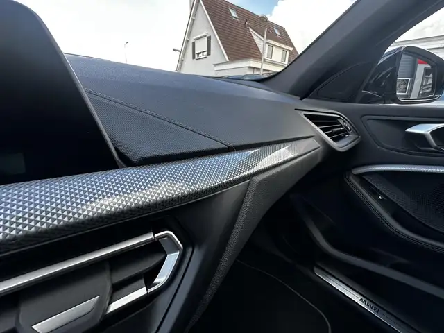 BMW 1 Series view 23