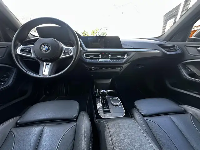 BMW 1 Series view 2
