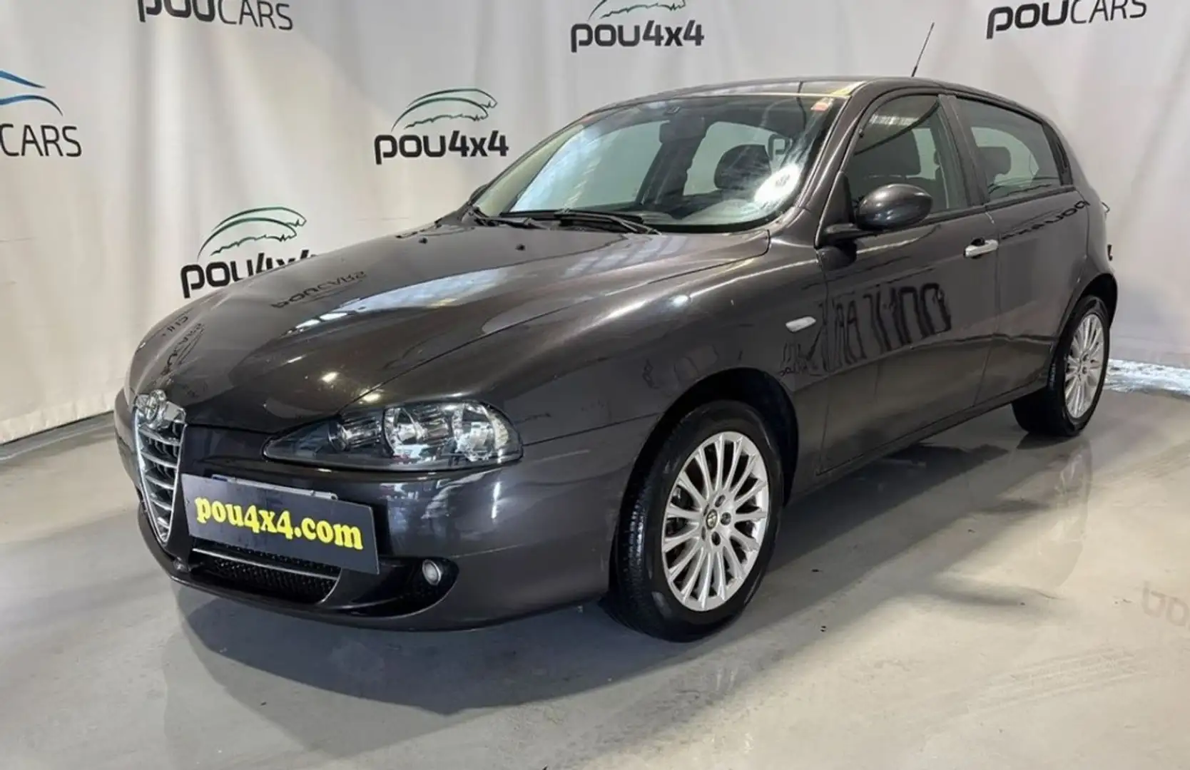 Alfa Romeo 147 1.6 TS Distinctive 120 Negro - 2