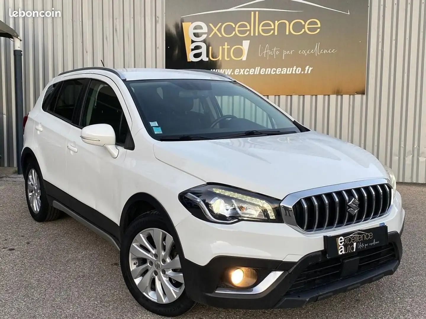 Suzuki SX4 S-Cross 1.0 BOOSTERJET 111CH PRIVILEGE ALLGRIP EURO6D-T Blanc - 1