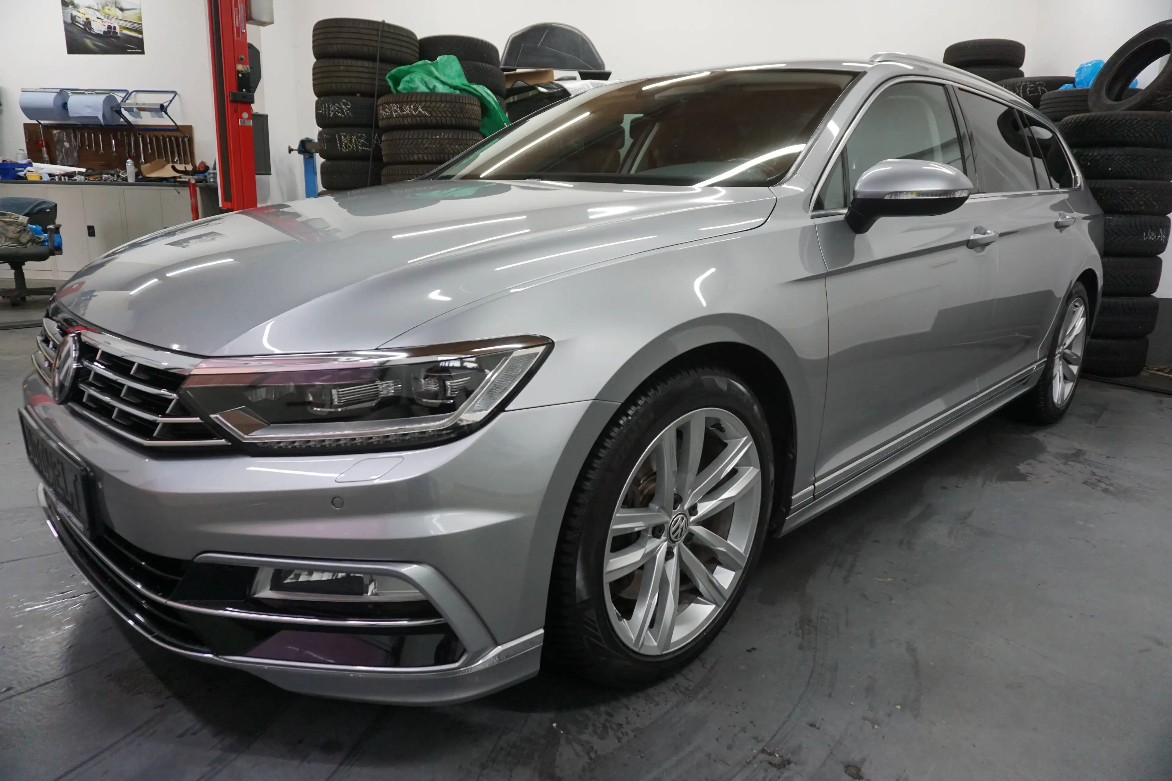 Volkswagen Passat Variant Highline 4Motion BMT/Start-Stop — photo 3