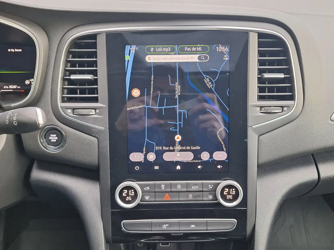 Renault Megane Citadine 5 portes — photo 22