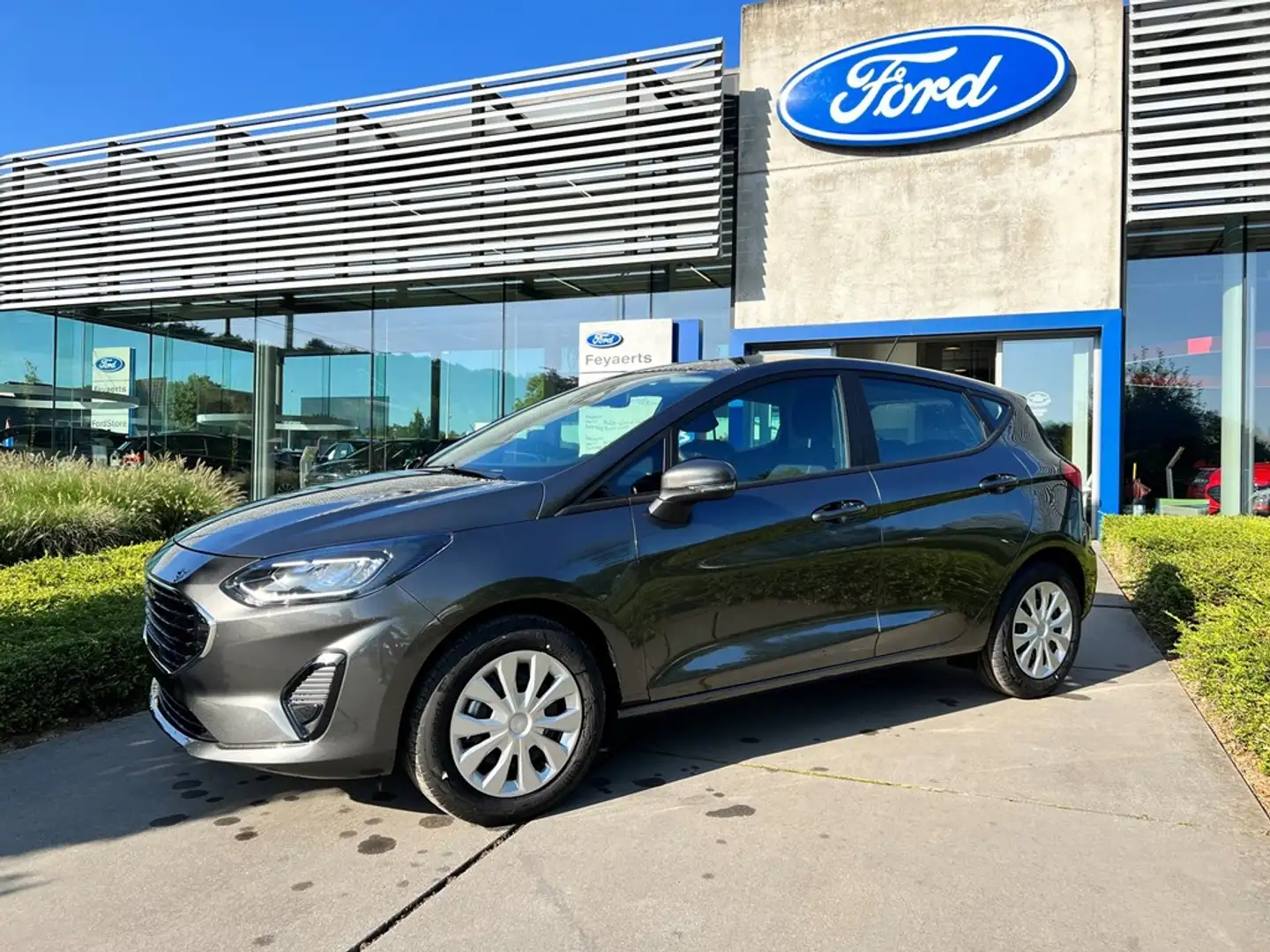 Ford Fiesta CONNECTED 1.1 75PK! - WINTER PACK - DAGINSCHRIJVIN Grau - 2