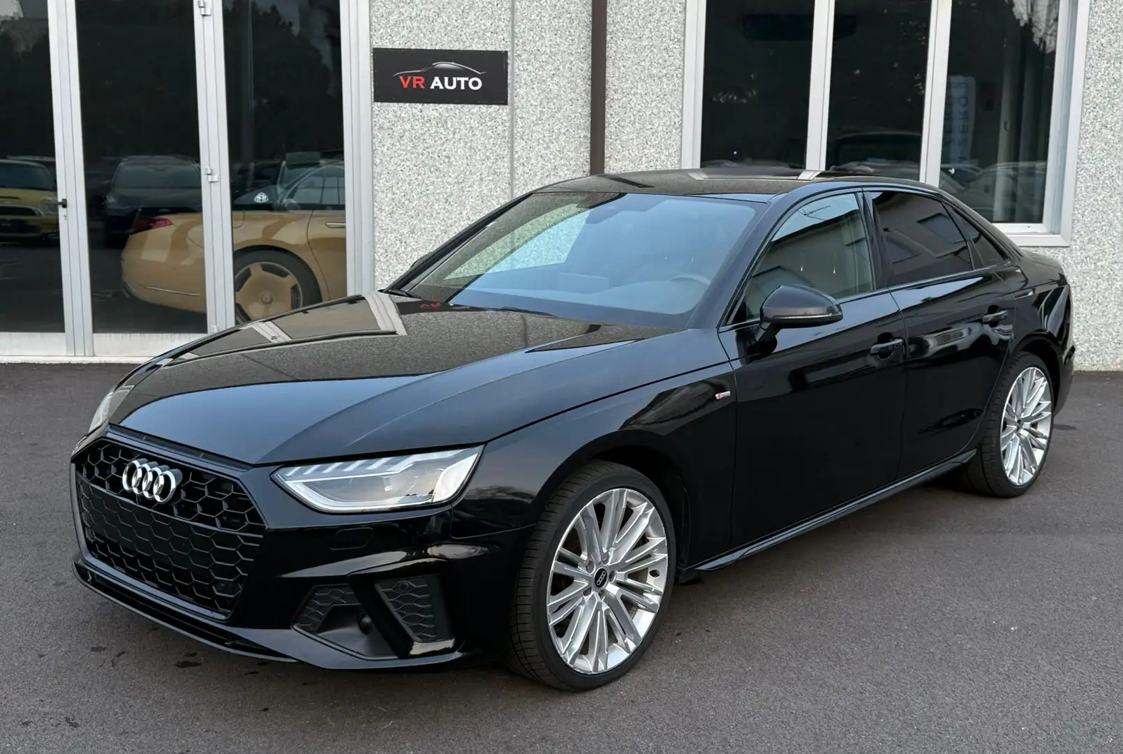 Audi A4 35 2.0 tfsi mhev S line edition 150cv s-tronic - 1