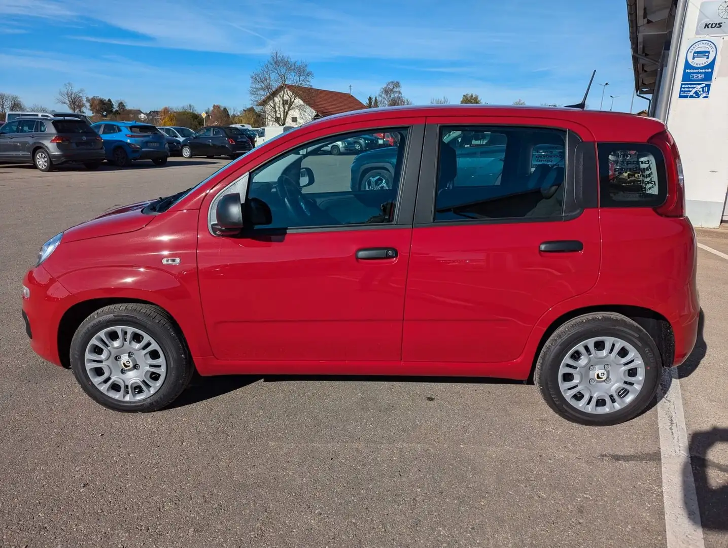 Fiat Panda 1.0 GSE Hybrid Radio Bluetooth verfügbar Rot - 2