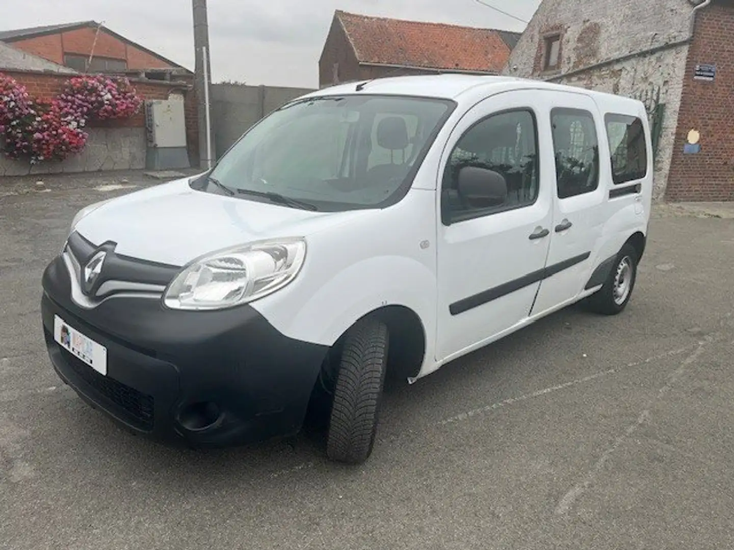 Renault Kangoo Maxi  5places 1.5 dCi eur6 utilitaire Wit - 1