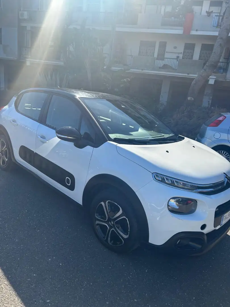 Citroen C3 1.2 puretech Shine 82cv - 1