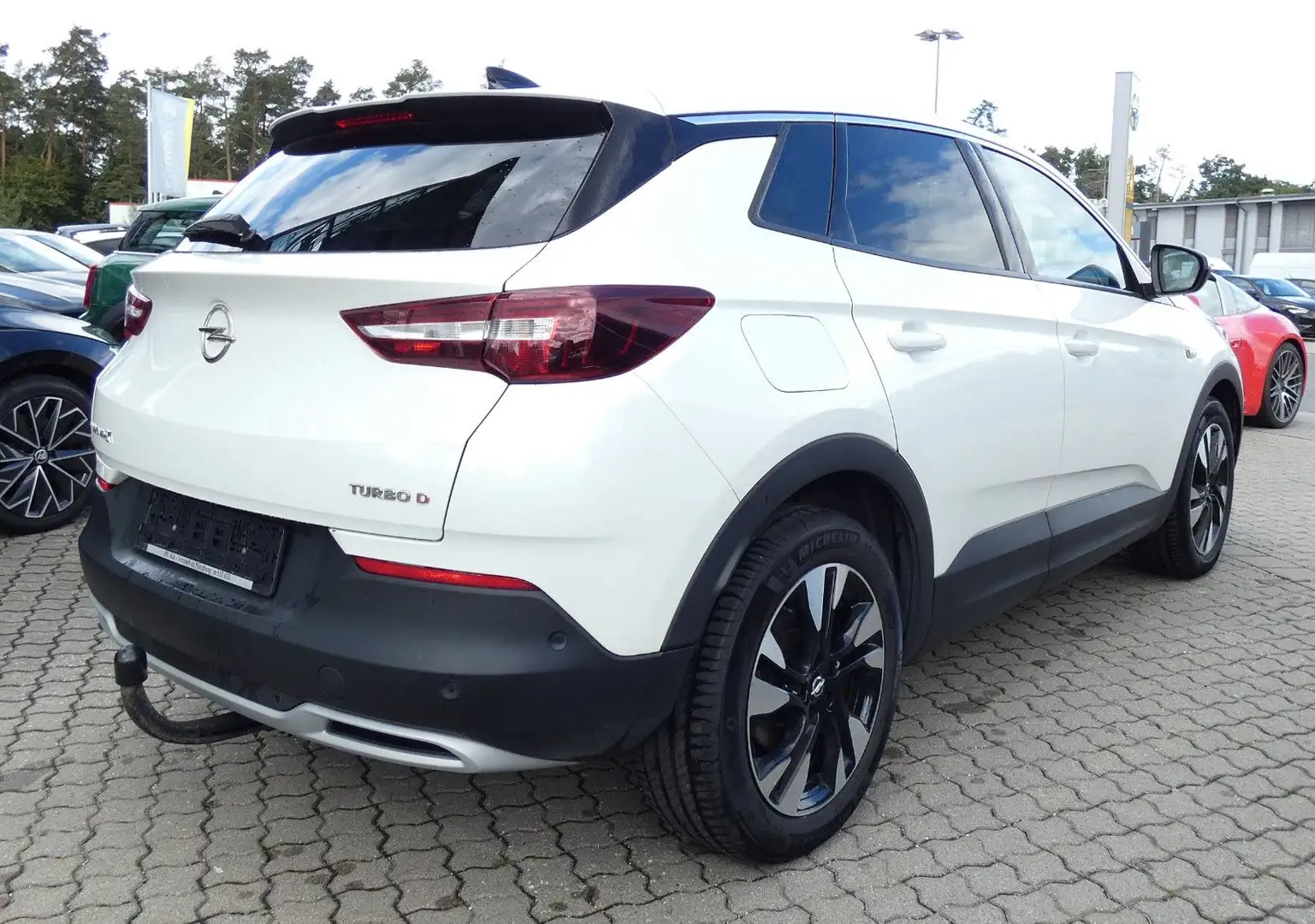 Opel Grandland X 2.0 D Business Innovat.Panorama 360° Weiß - 2