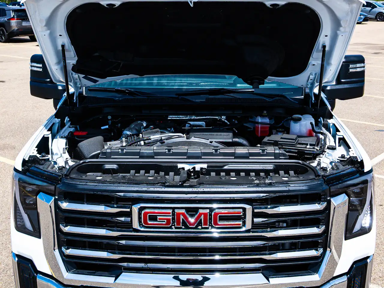 GMC Sierra 3500HD снимка GMC Sierra 3500HD