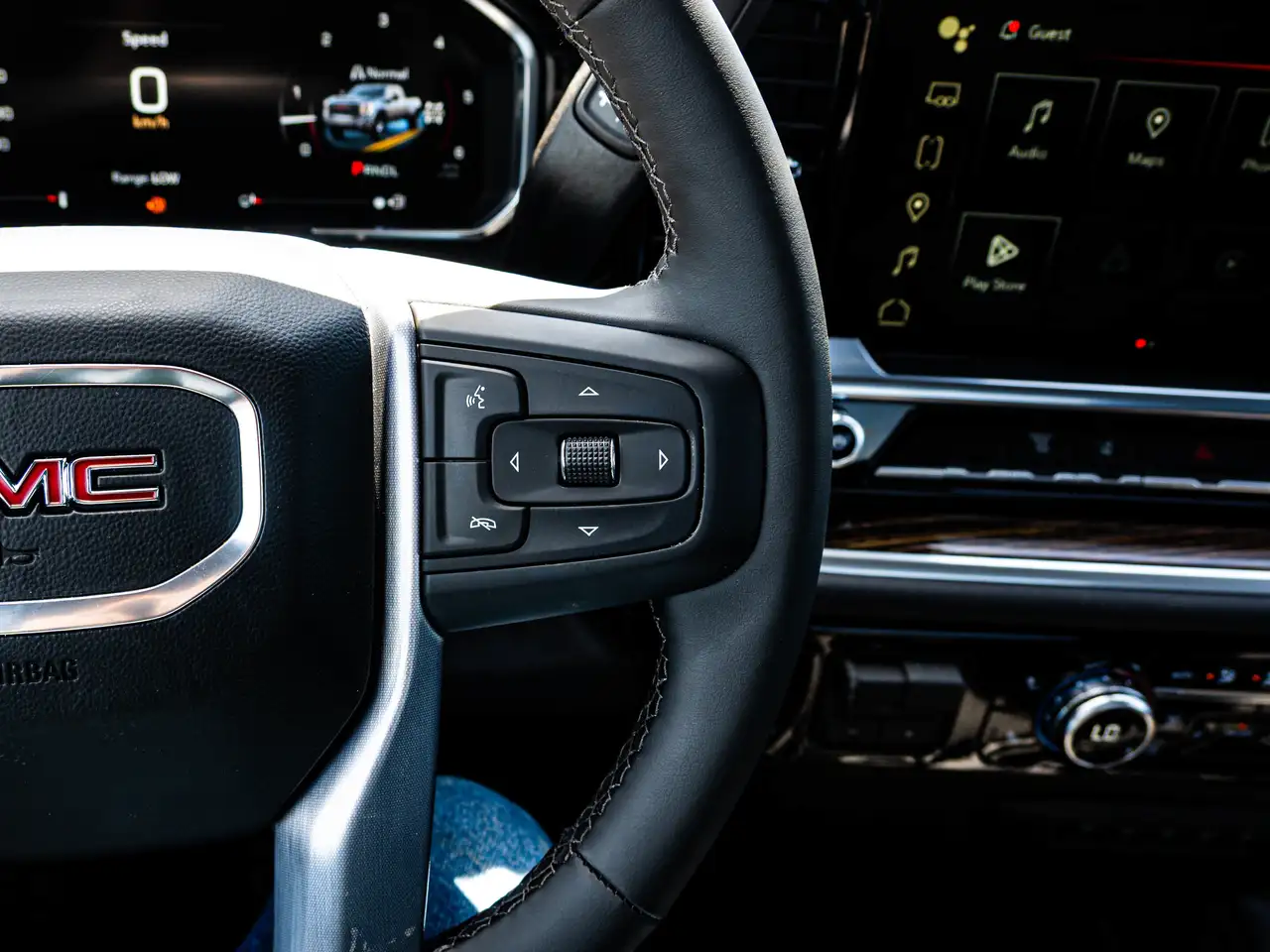 GMC Sierra 3500HD снимка GMC Sierra 3500HD