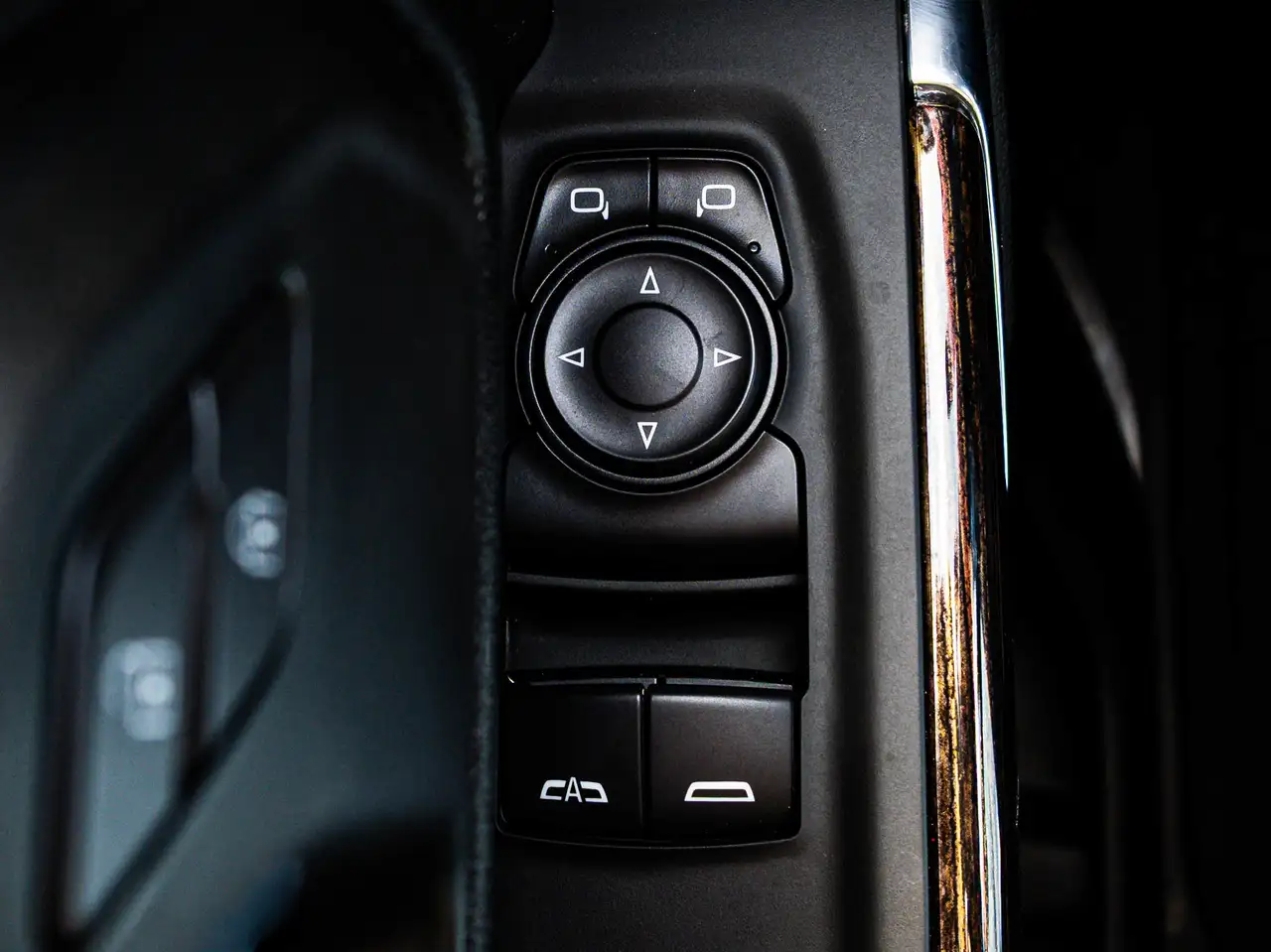 GMC Sierra 3500HD снимка GMC Sierra 3500HD