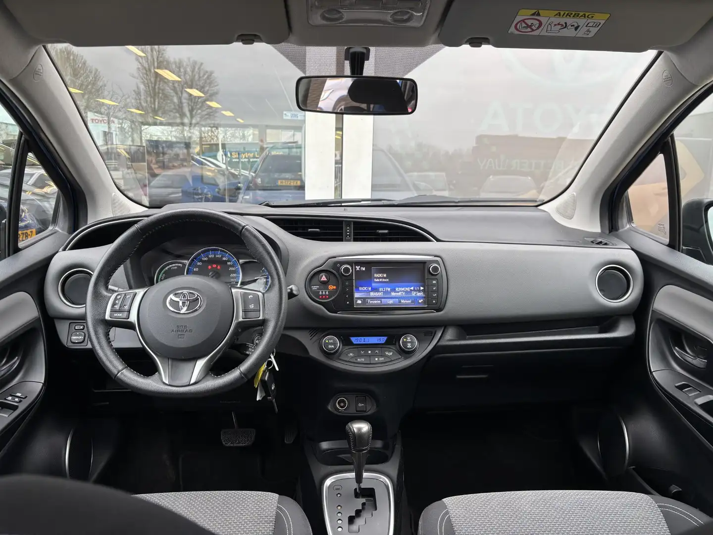 Toyota Yaris 1.5 Hybrid Aspiration | Camera | Cruise control | Blauw - 2