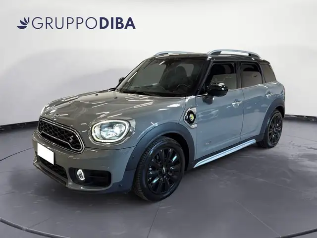 MINI Cooper Countryman Mini F60 2017 Benzi Mini 1.5 Cooper SE Hype all4 auto