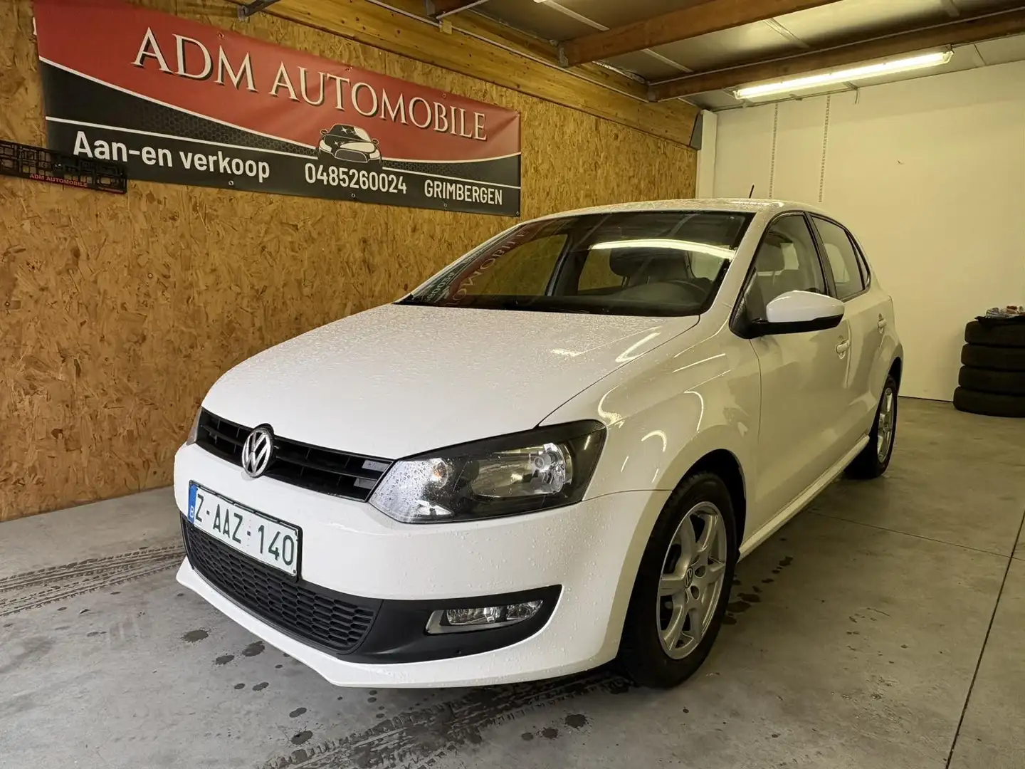 Volkswagen Polo 1.4 attracion Bezin (86) Pk Blanc - 1
