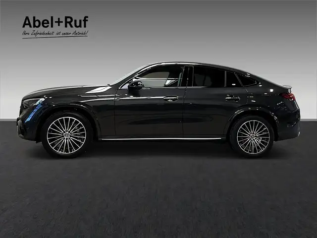 Mercedes-Benz GLC 200 view 4