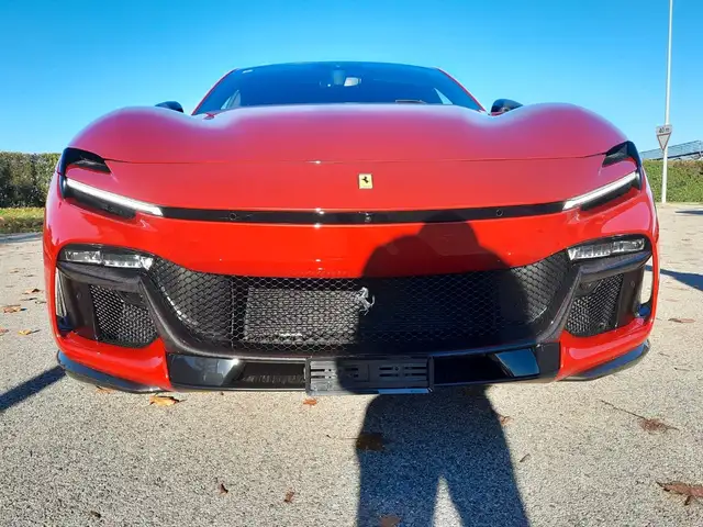 Ferrari Purosangue V12 DCT 4WD  2026