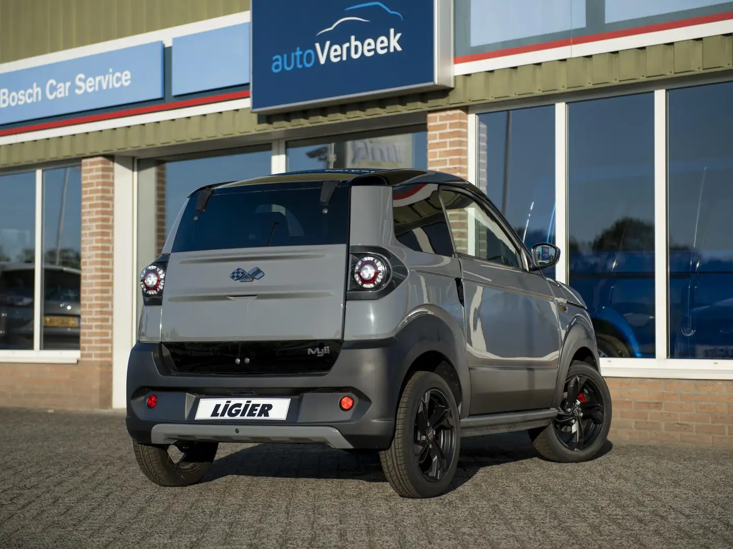 Ligier Myli R.EBEL 12 kWh Myli R.EBEL Edition 12 kWh !!NIEUW!! Grijs - 2