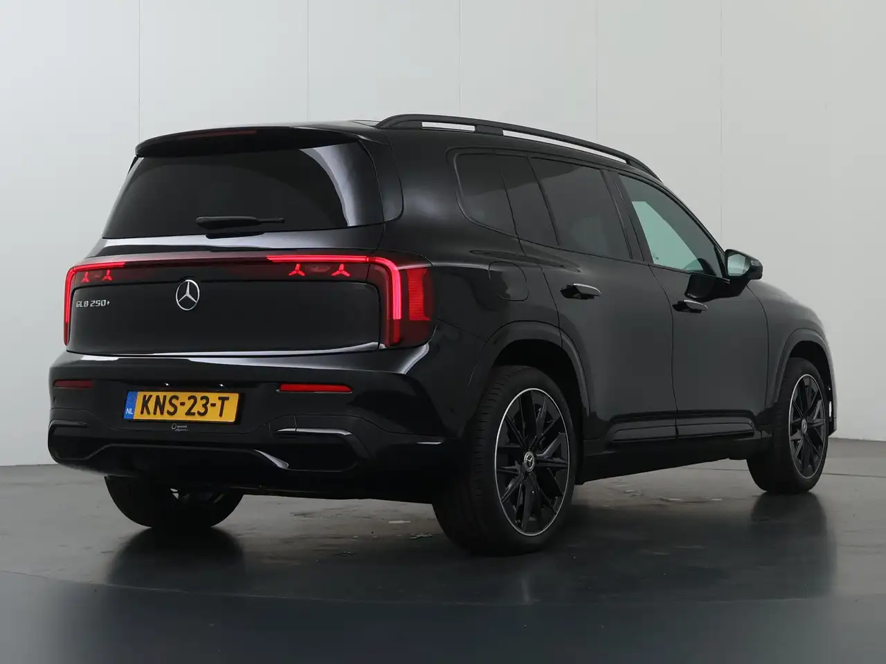 Mercedes-Benz GLB 2026