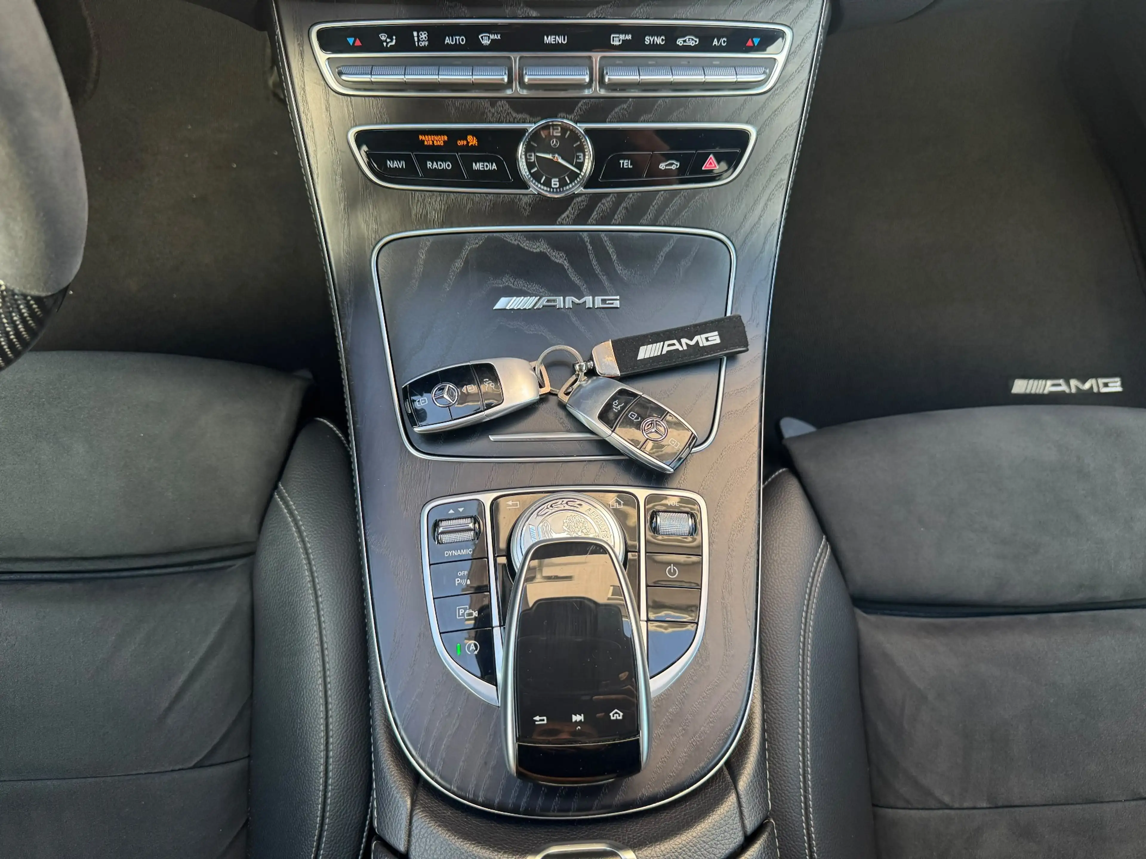 Mercedes-Benz E 220 E 220d AMG Burmester — photo 14