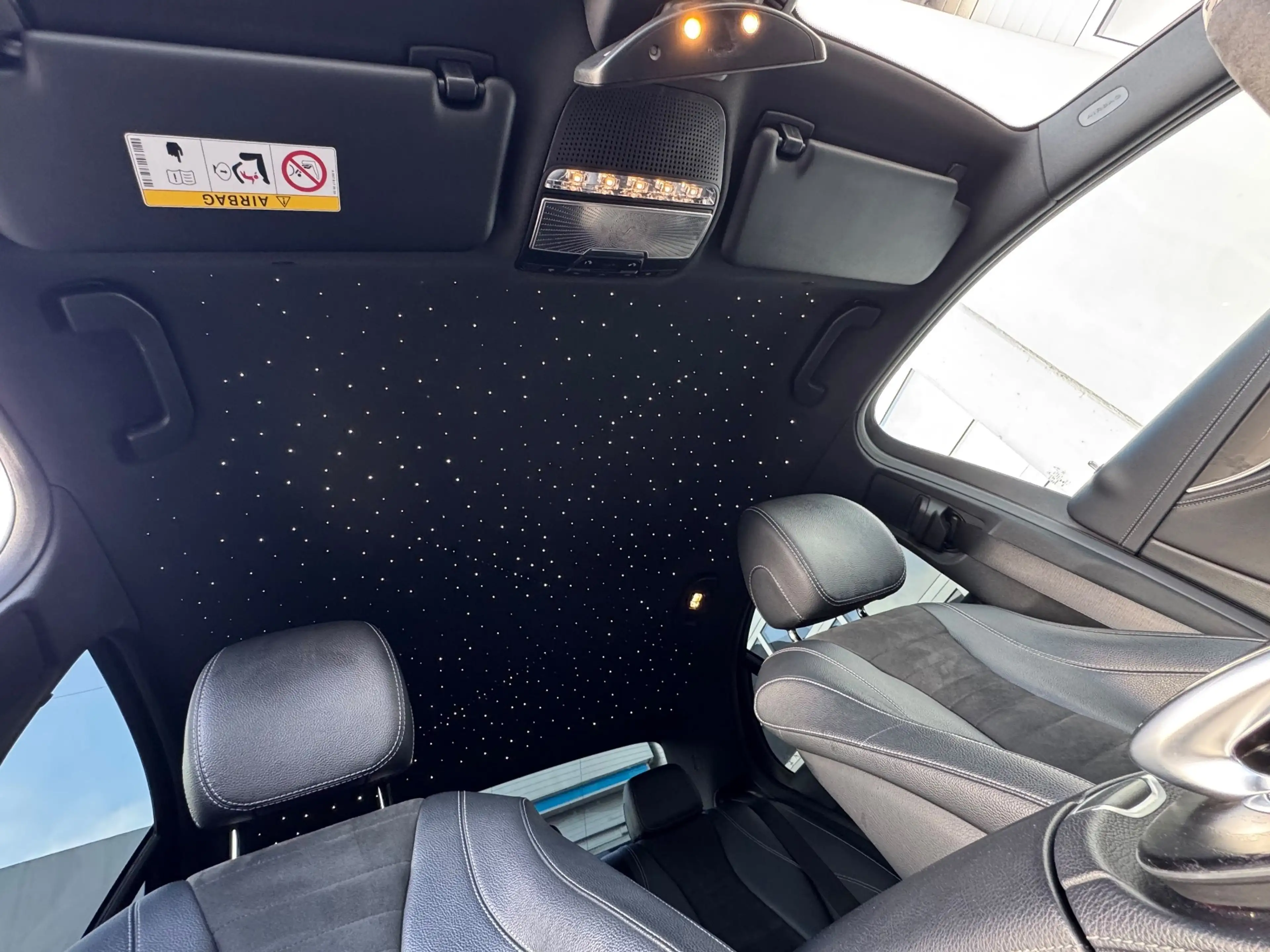 Mercedes-Benz E 220 E 220d AMG Burmester — photo 12