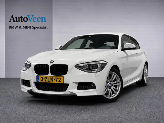 BMW 118 1-serie 118i Executive (M-SPORT, GROOT NAVI, LED,