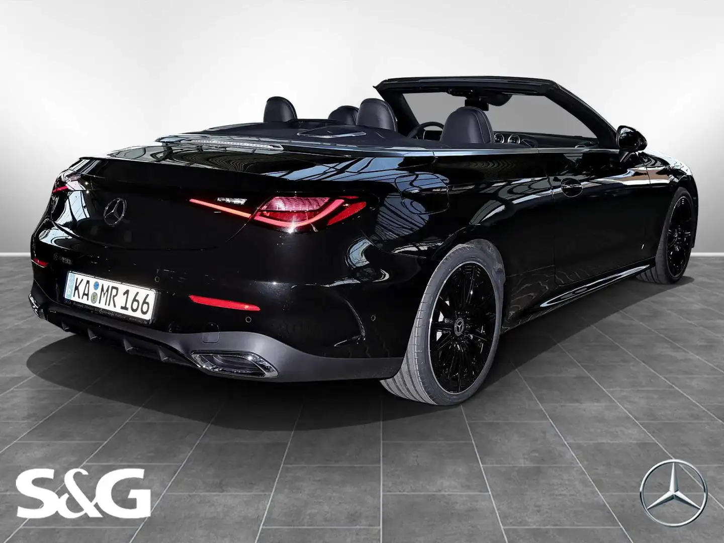 Mercedes-Benz CLE 300 4M Cabrio AMG 360°+DIG-LED+AHK+Distronic Zwart - 2