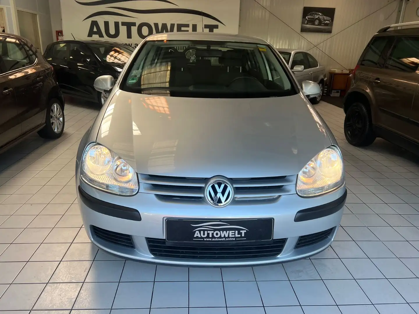 Volkswagen Golf V Lim. Trendline*TÜVneu*Service*Klima* Argent - 2