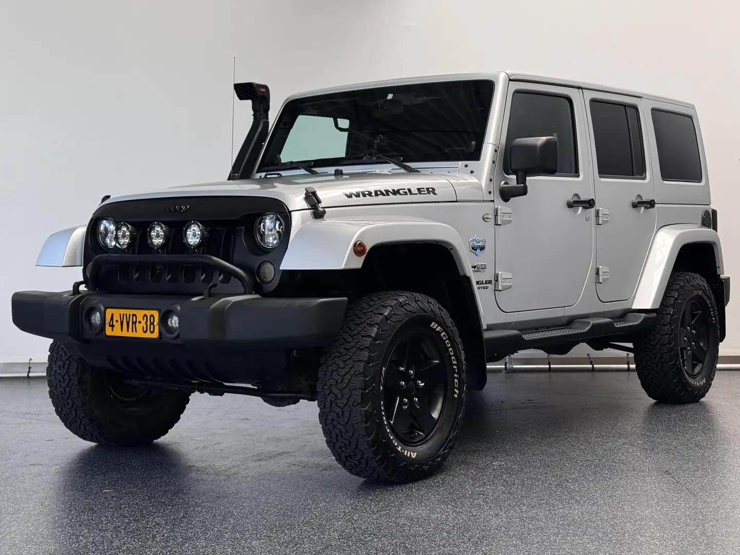 Jeep Wrangler 2.8 CRD Sport VAN | Led | Leer | NL Auto Šedá - 1