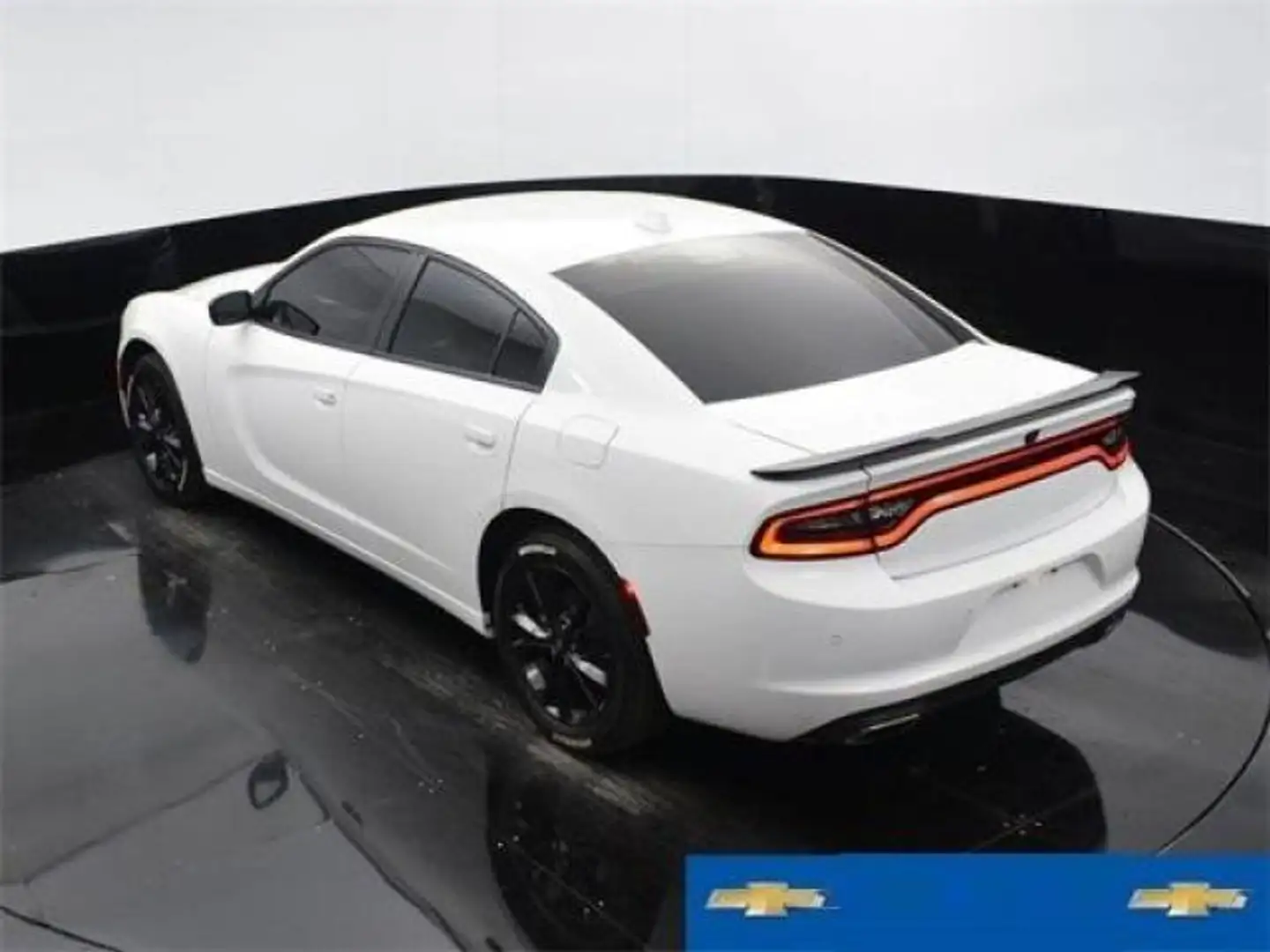 Dodge Charger 3.6L V6 2WD SXT Alb - 2