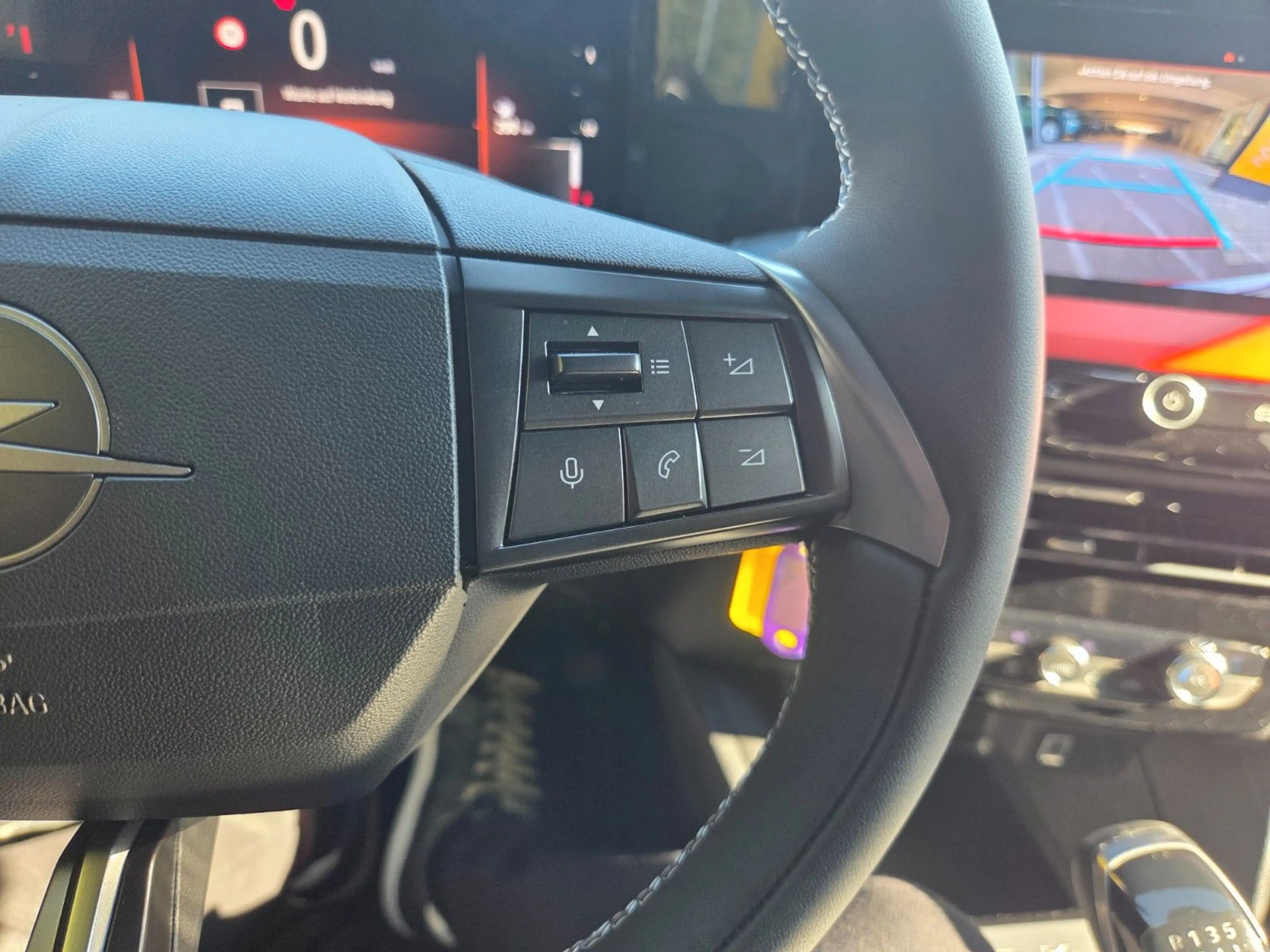 Opel Mokka 1.2T MT6 YES Sitzheizung + Allwetterreife — photo 9