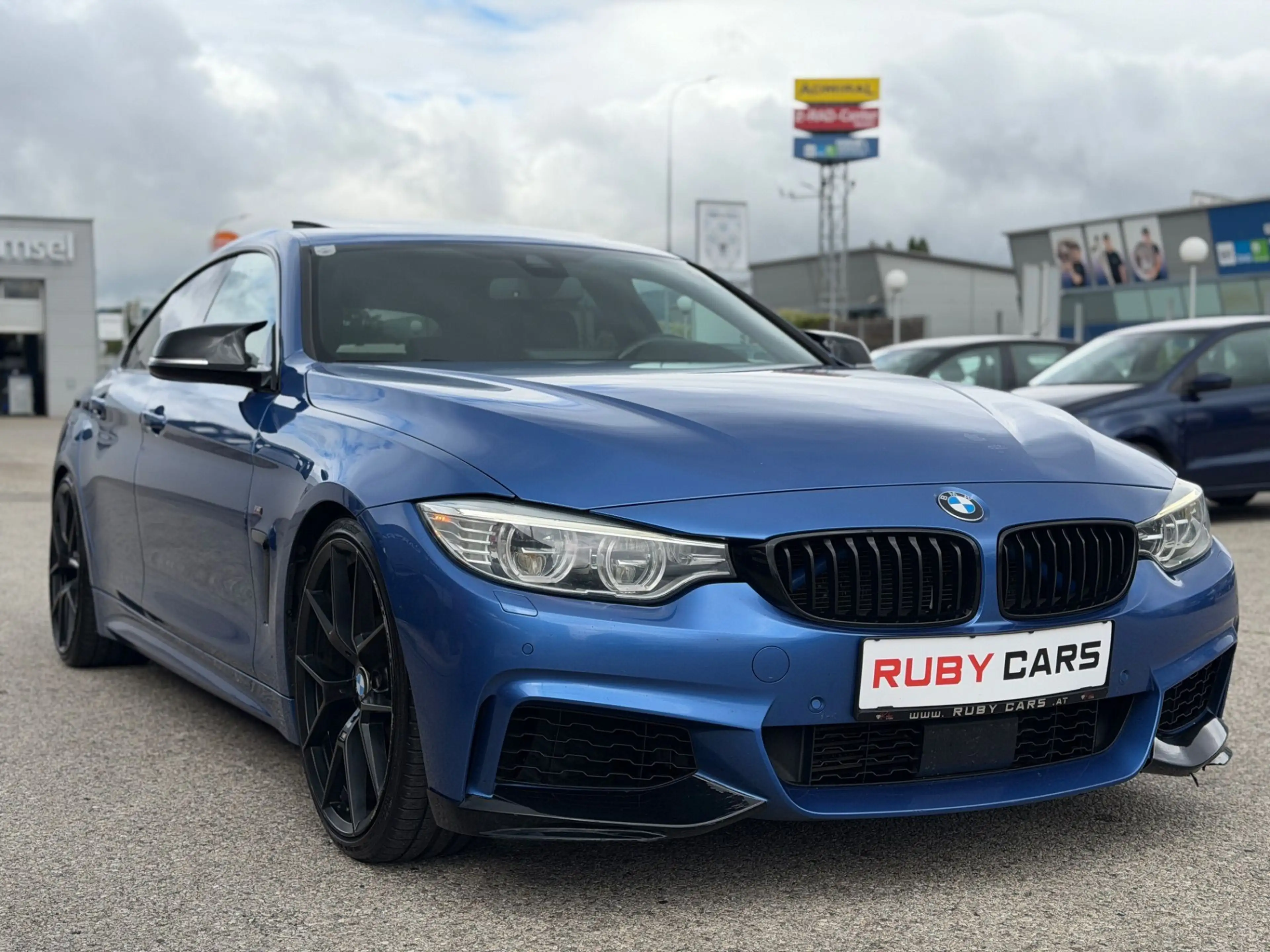 BMW 420 4er Gran Coupe 420d M Sport  GLASDACH / HUD / MEM — photo 3