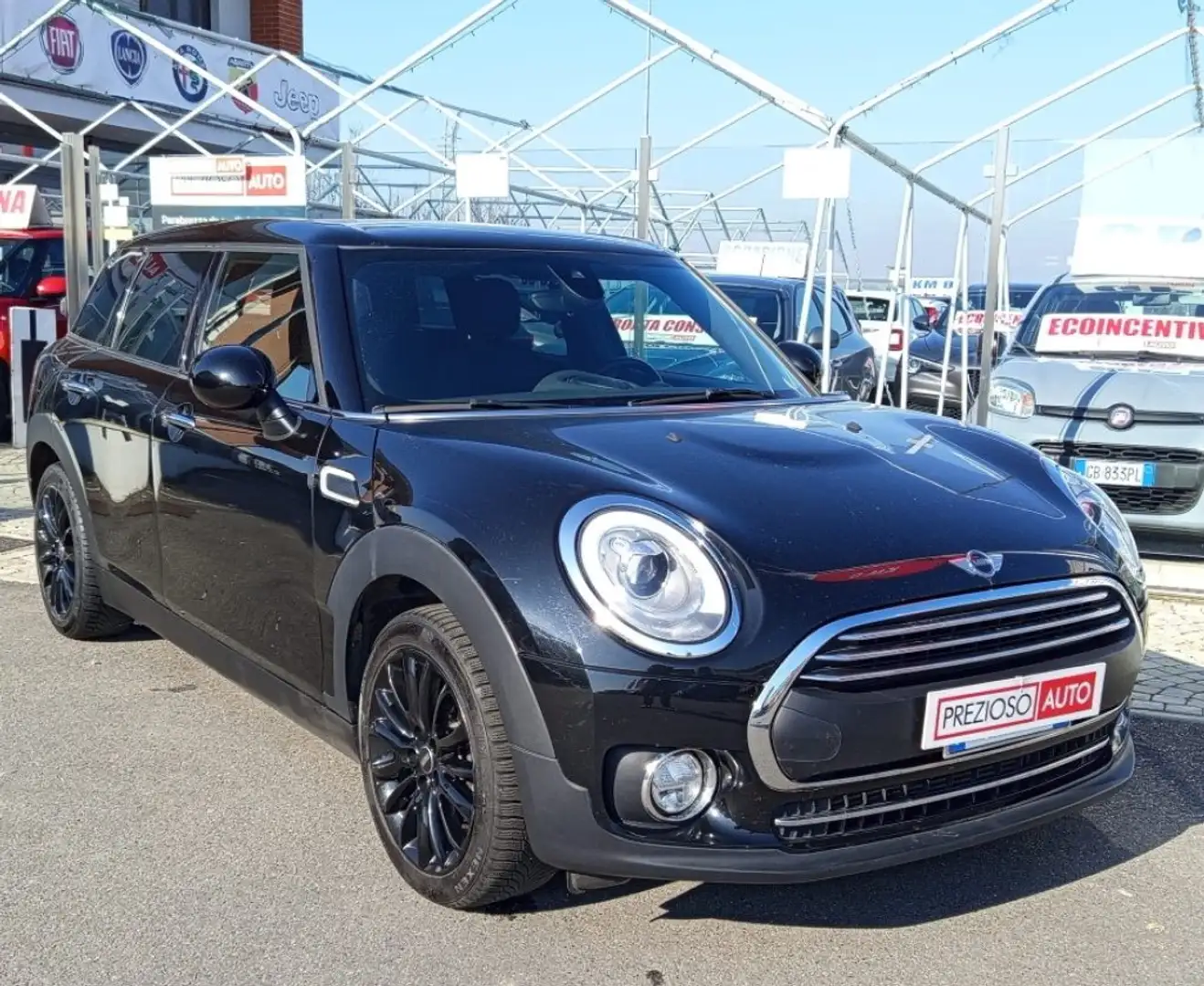 MINI One Clubman 1.5 Hype Zwart - 2
