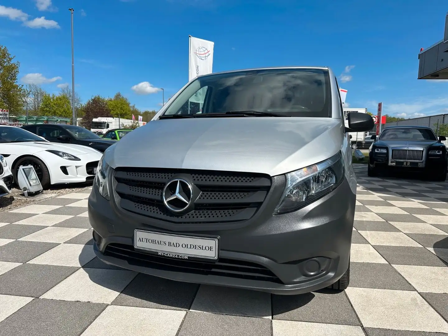 Mercedes-Benz Vito Mixto, CDI/BT lang,5 Sitzer,Klima,AHK Silber - 2