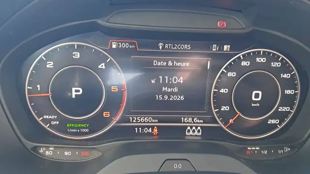 Audi Q2 view 12