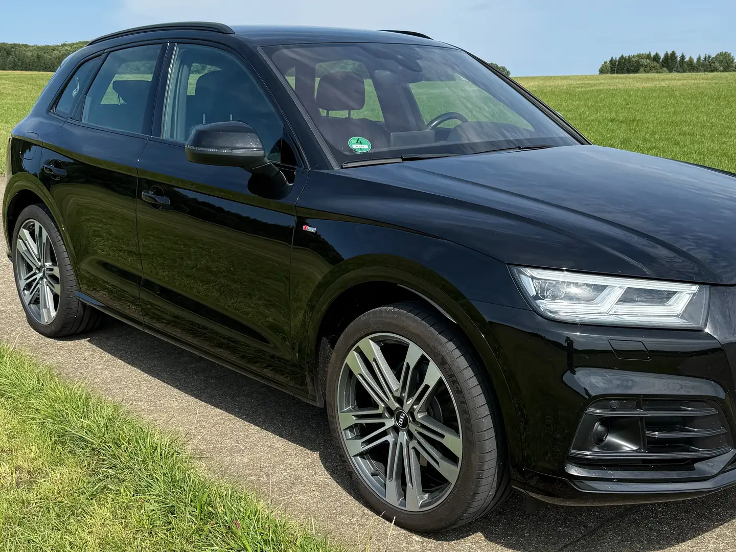 Audi SQ5 SQ5 3.0 TFSI quattro Schwarz - 1