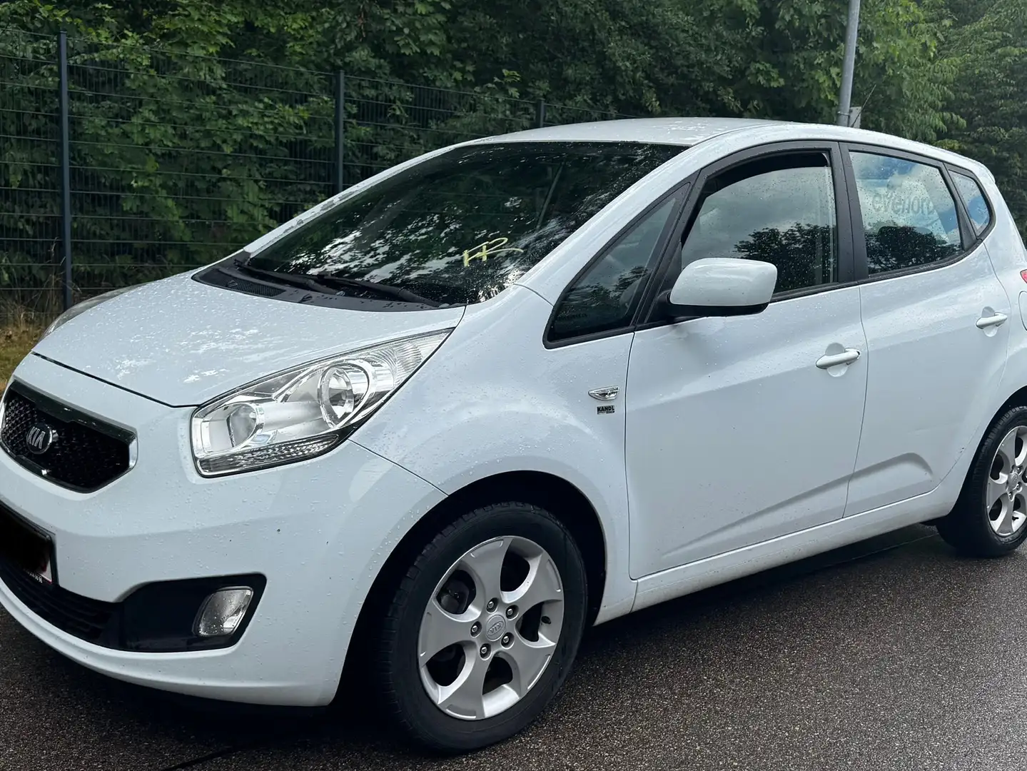 Kia Venga Vision Weiß - 1