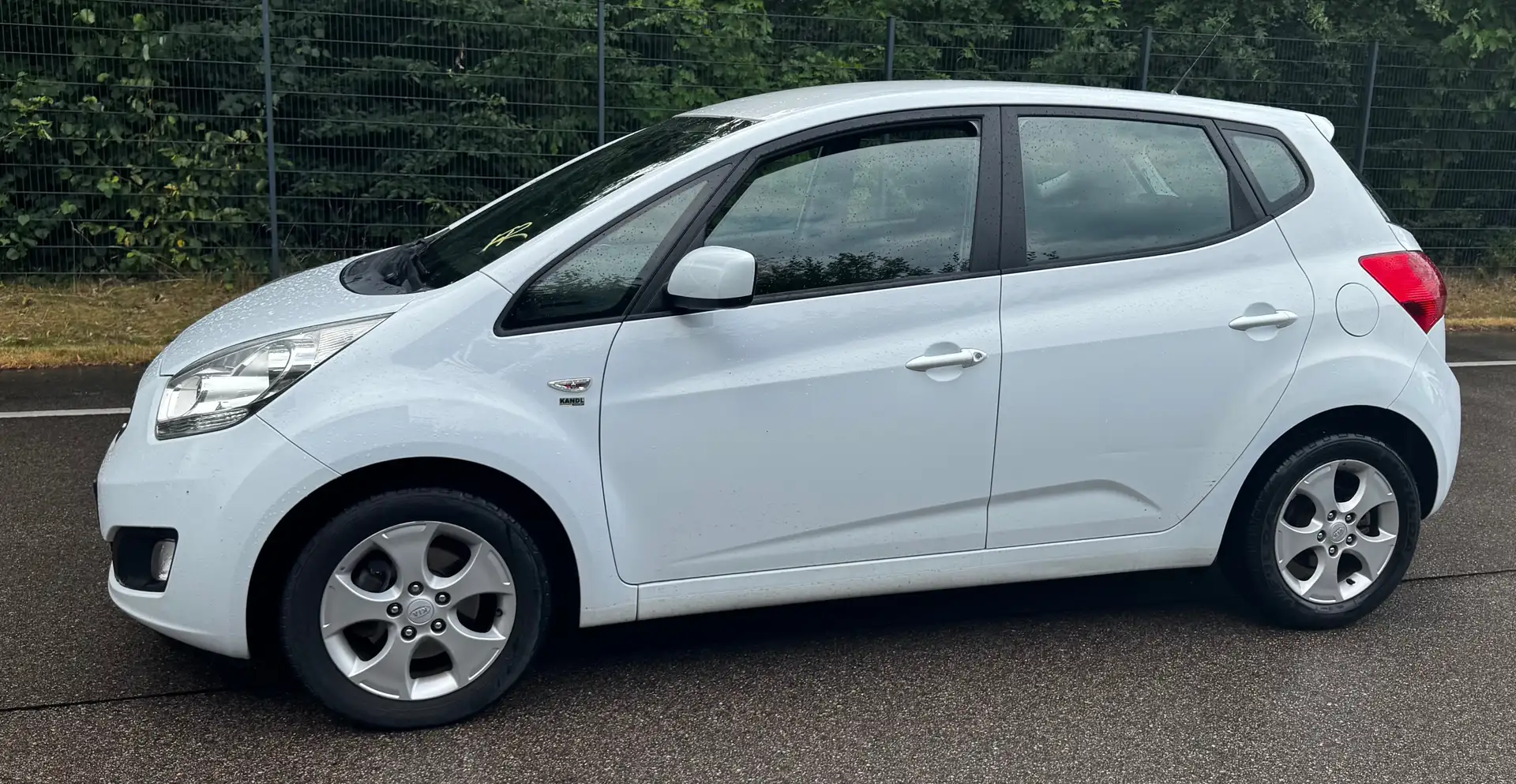 Kia Venga Vision Weiß - 2